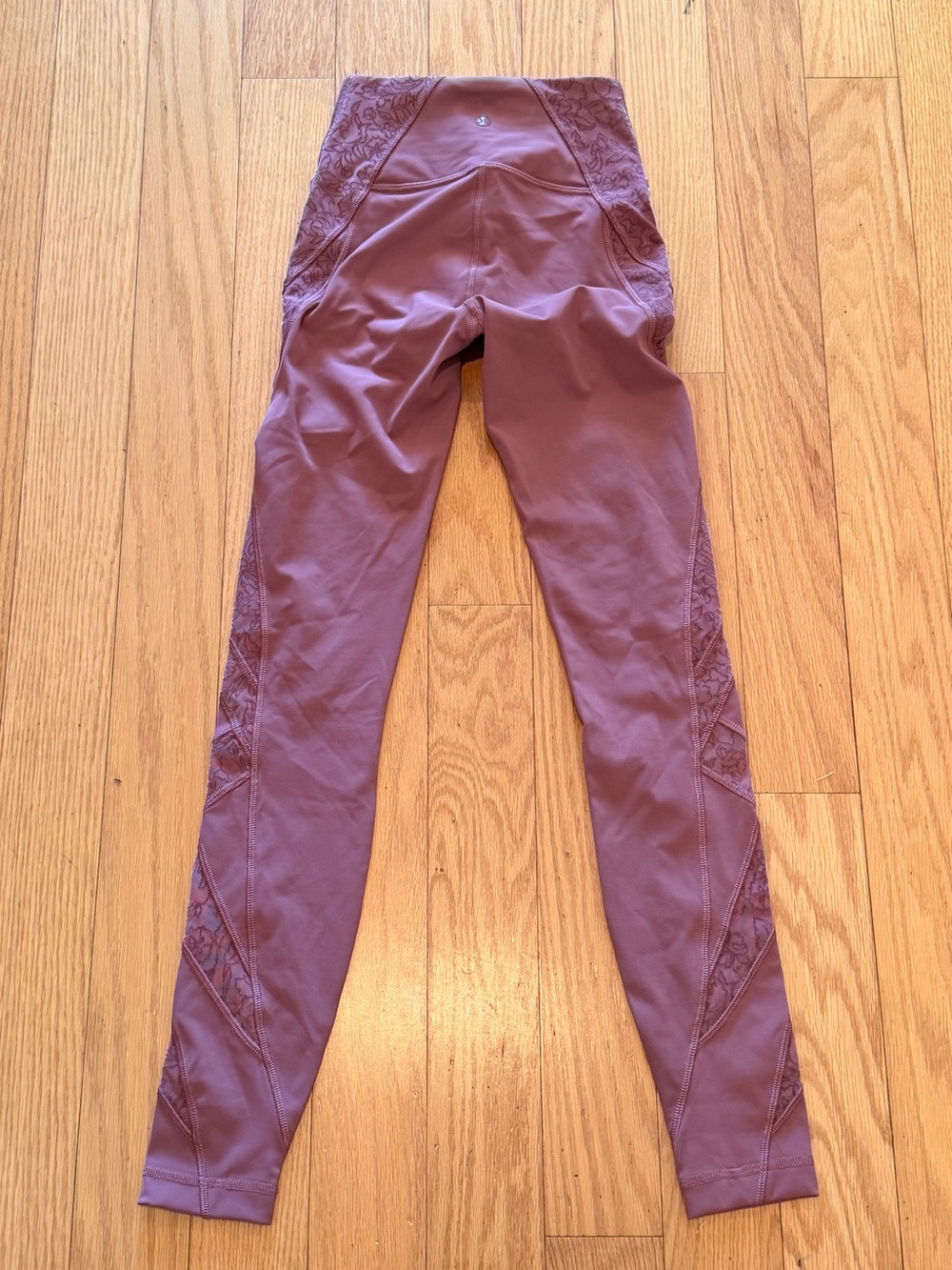 lululemon athletica Mauve Lace-Trim women’s  Leggings